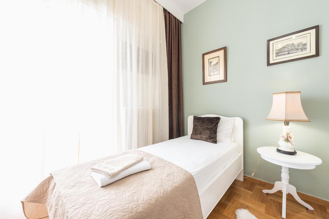 Apartment Sophisticated Family House With Acropolis View Athens